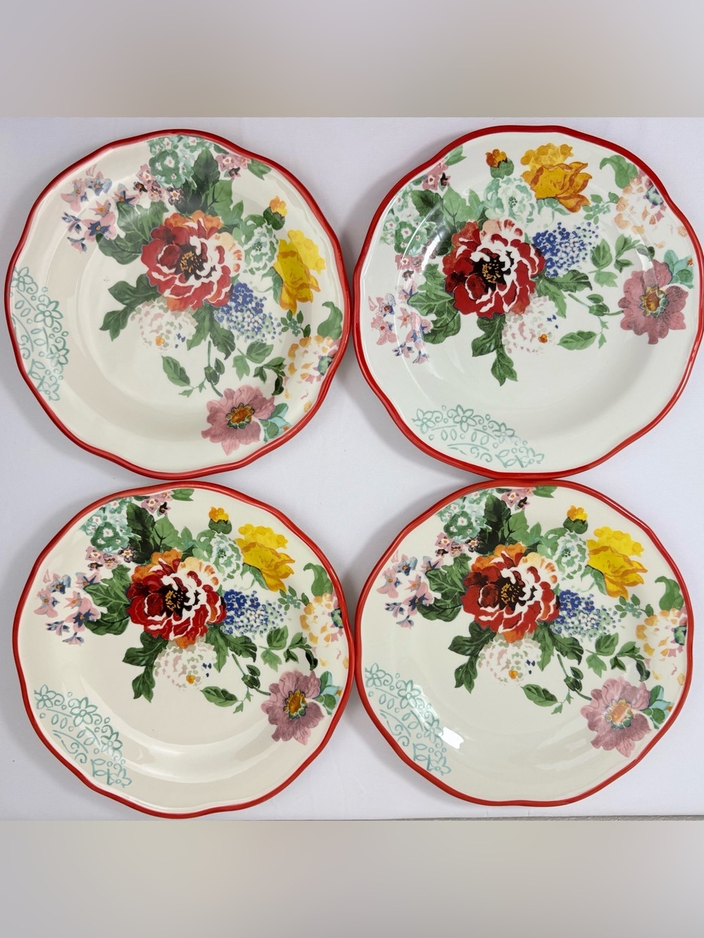 The Pioneer Woman Country Garden 8.5” Decorated Salad Plates, Set of 4.